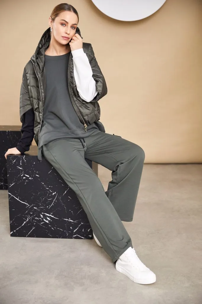 Block Colour Sweatshirt in Forest/Black