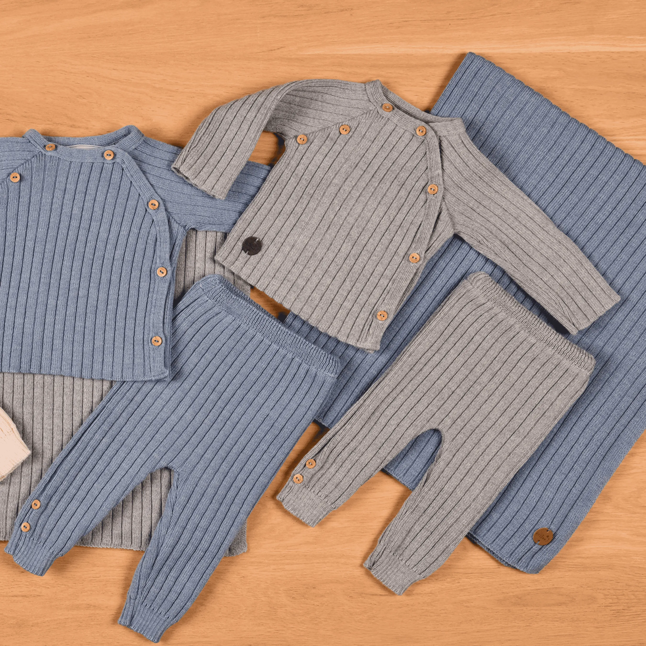 Boys Grey Knit ribbed Pom Pom Hat | Made in France