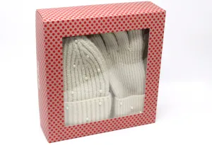 Cable Knit Hat and Glove Set in Cream