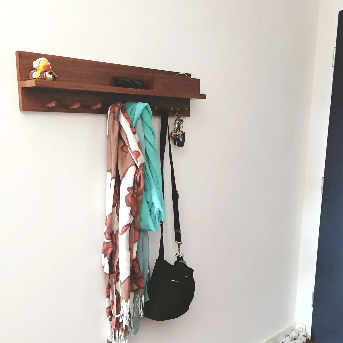 Coat Rack Entryway Organiser With Mail Holder