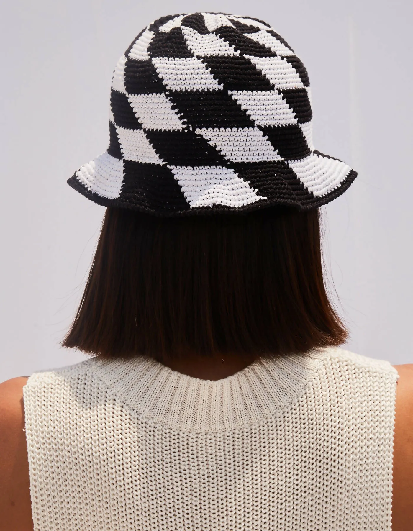 Crochet Knit Bucket Hat - Black & White