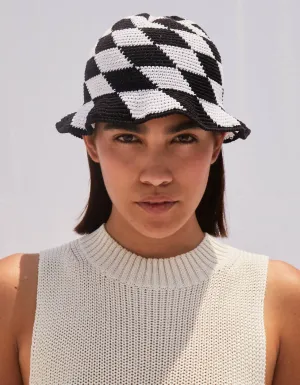 Crochet Knit Bucket Hat - Black & White