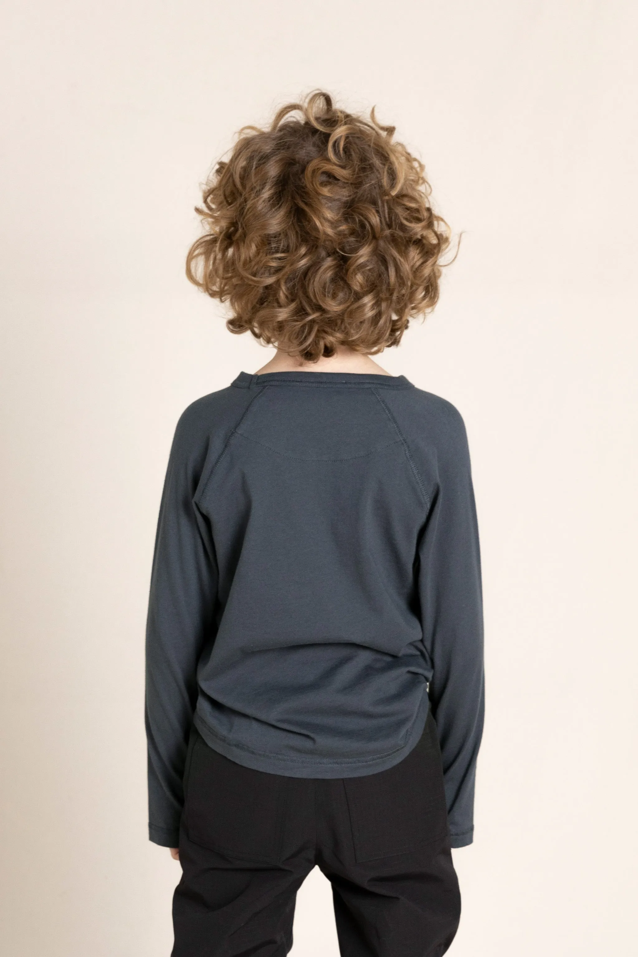DEAL Winter Black Creatures - Long Sleeve T-Shirt