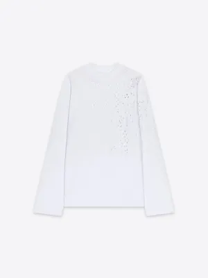 Embroidered tee