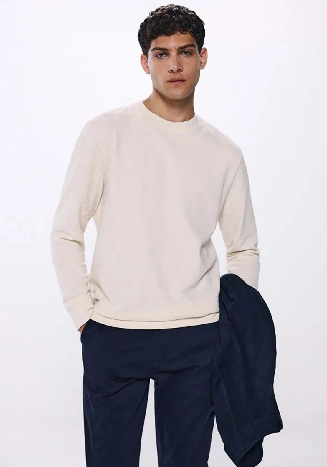 Long Sleeve T-Shirt With Cuffs - White