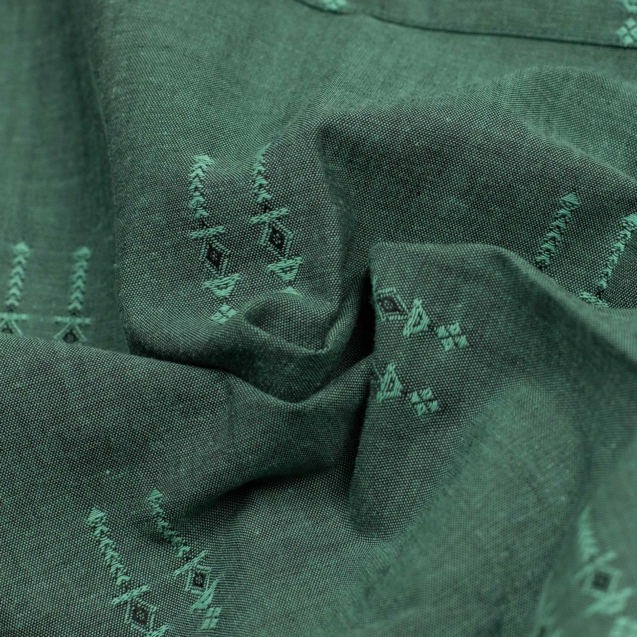 Open collar long sleeve shirt in green jacquard chambray