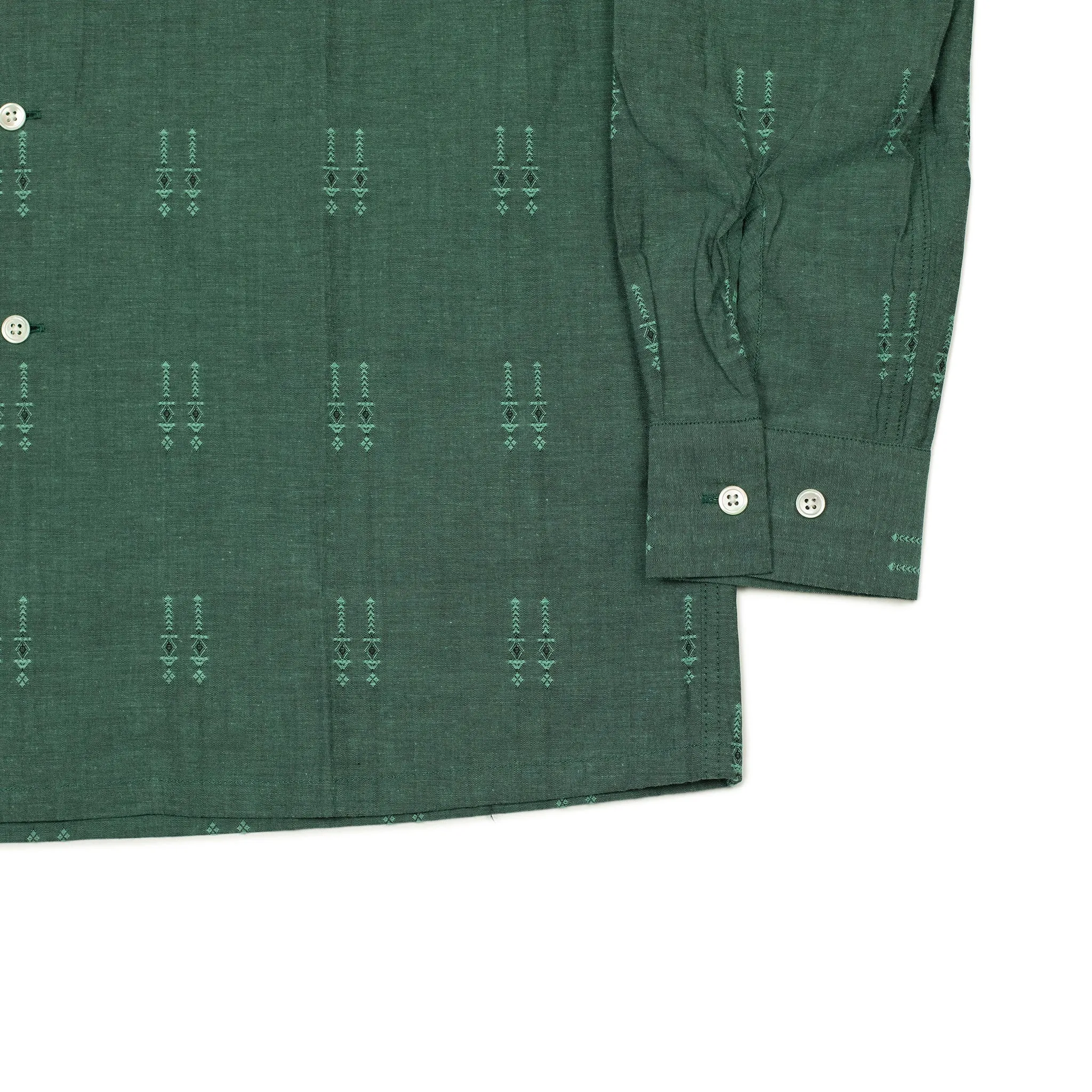 Open collar long sleeve shirt in green jacquard chambray