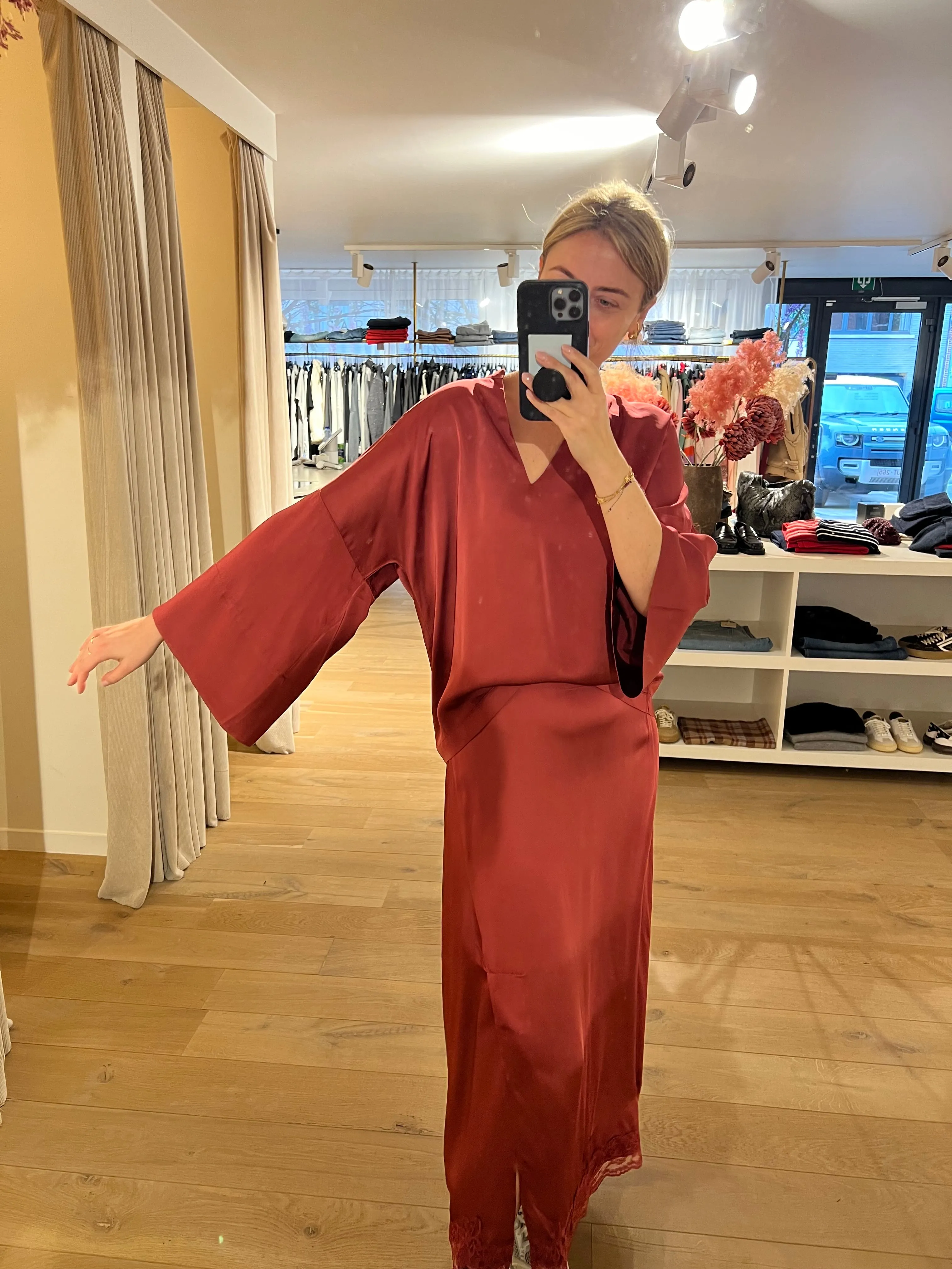 Solid tunic top Burgundy