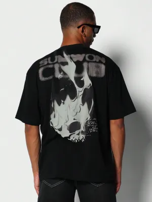 Tee With Flame Graphic Print