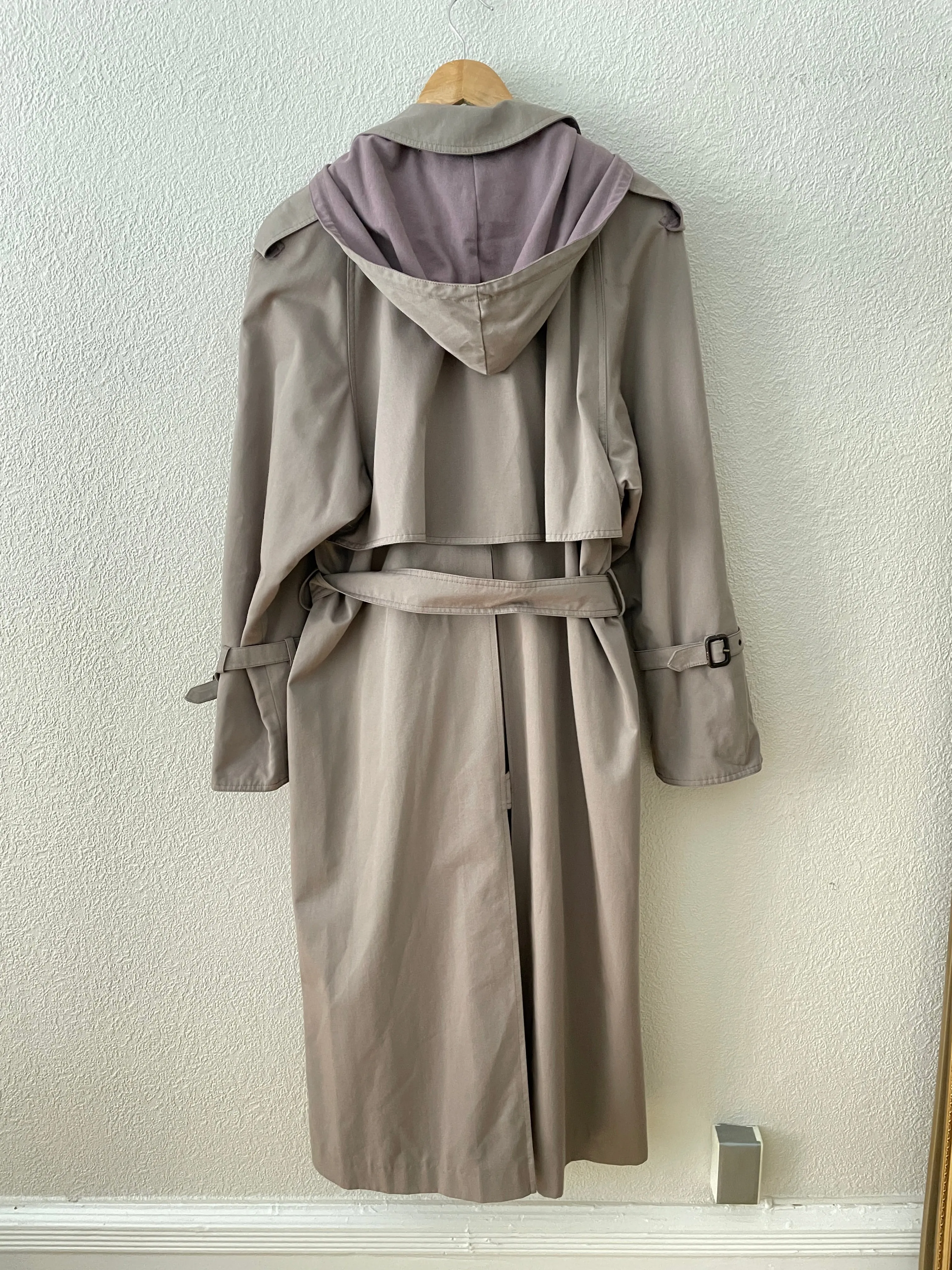 Vintage Trenchcoat  - Aquadane