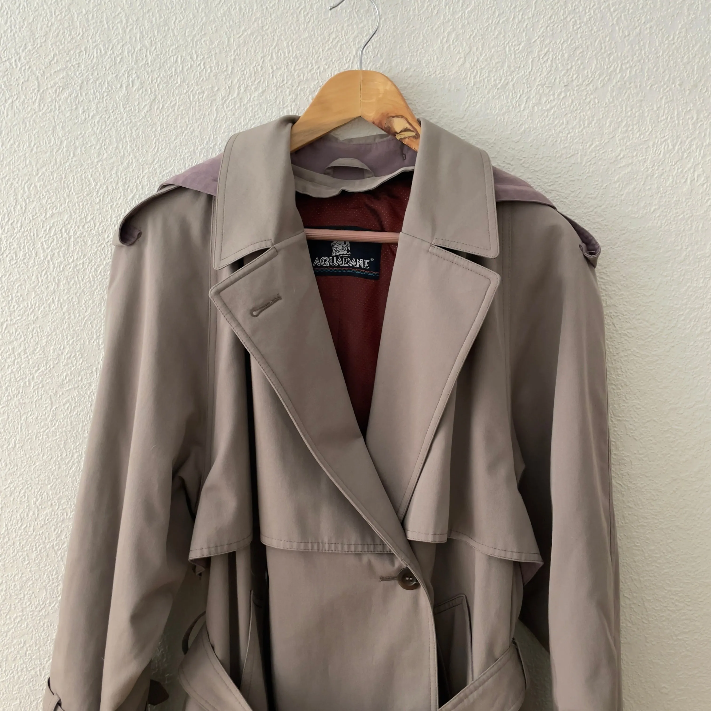 Vintage Trenchcoat  - Aquadane