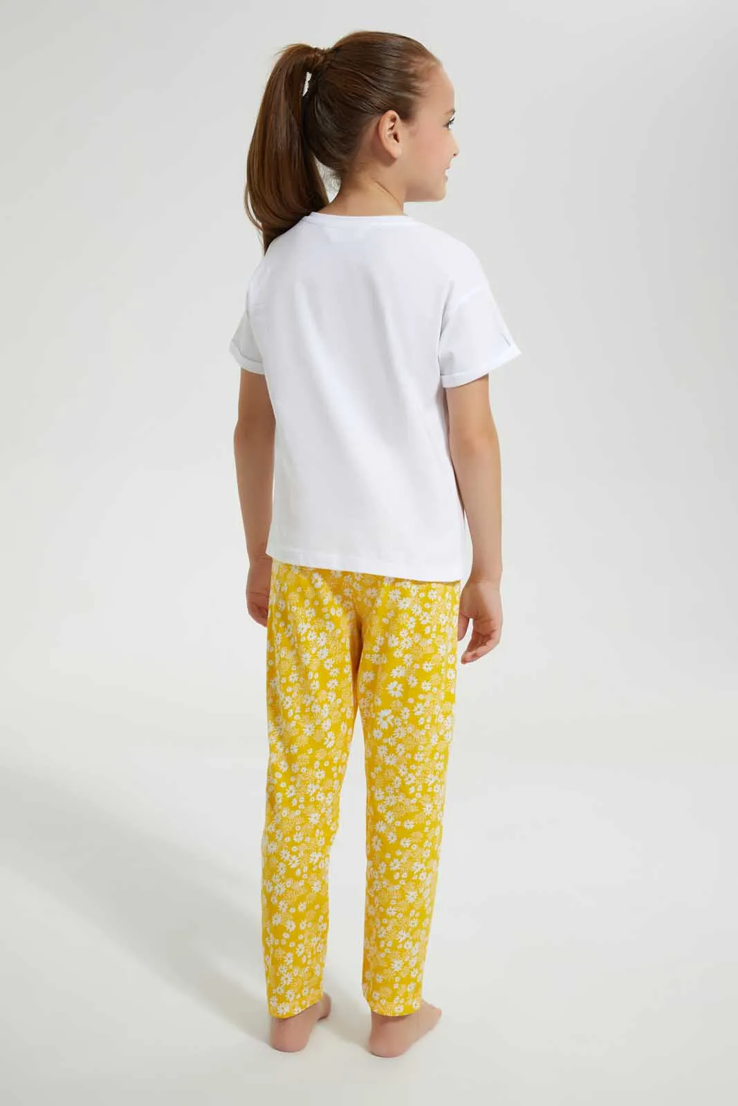 White And Yellow Printed Pyjama Set (2 Piece)