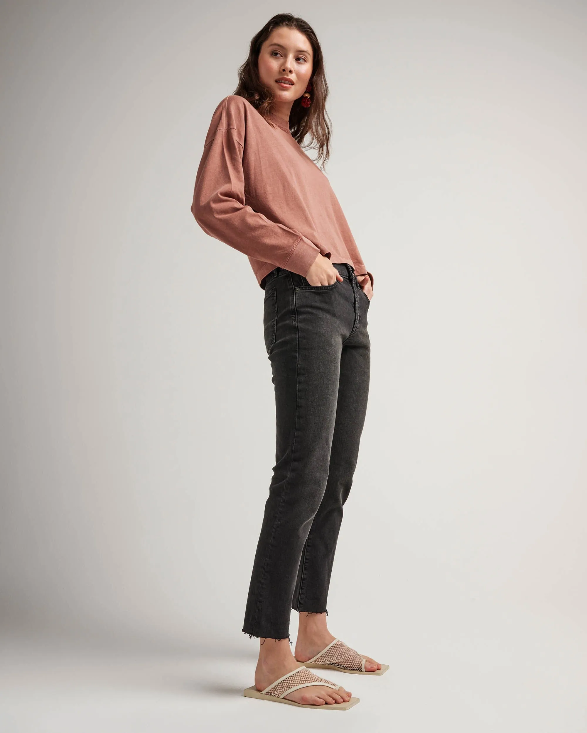 Women's Relaxed Crop Long Sleeve Tee