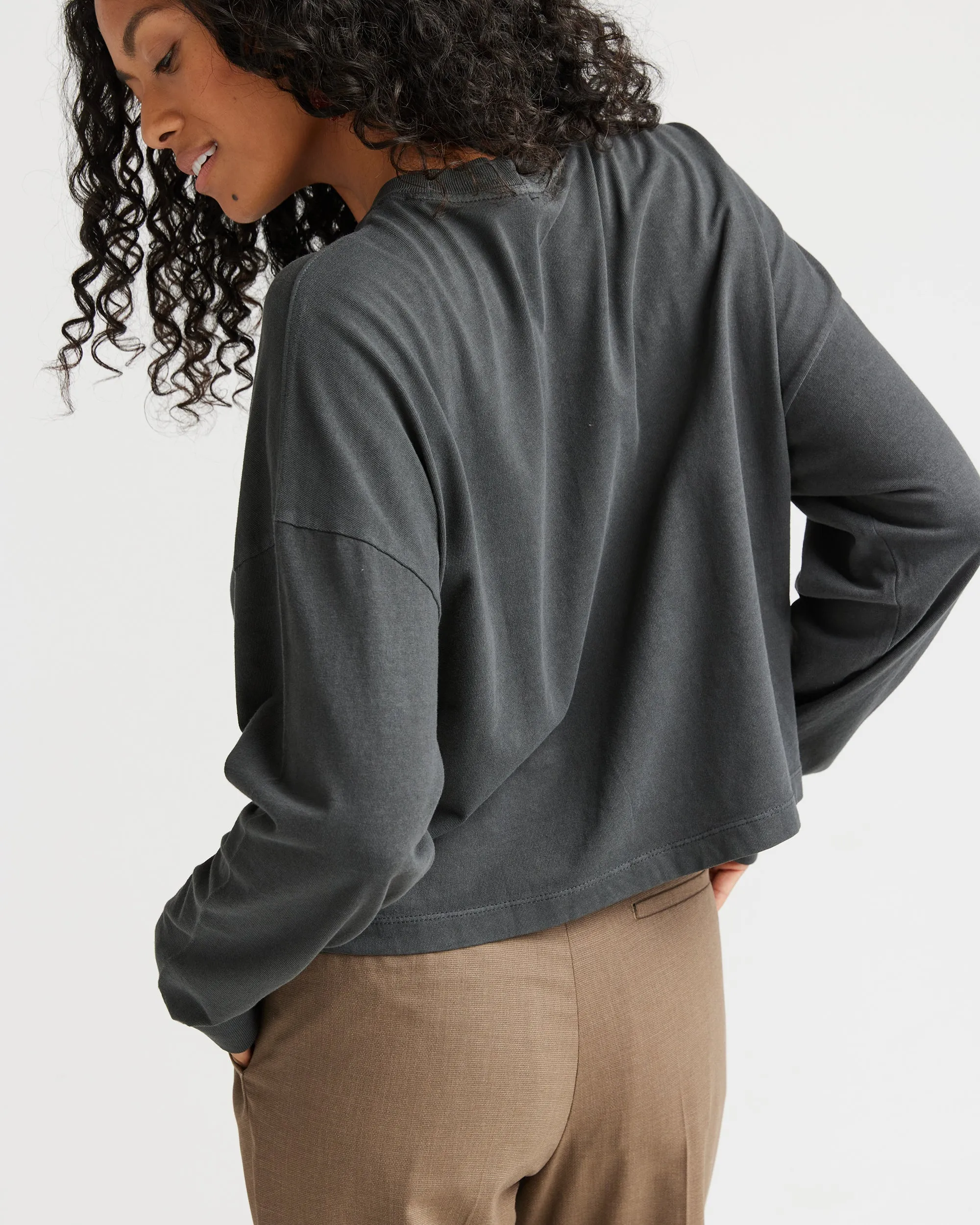 Women's Relaxed Crop Long Sleeve Tee