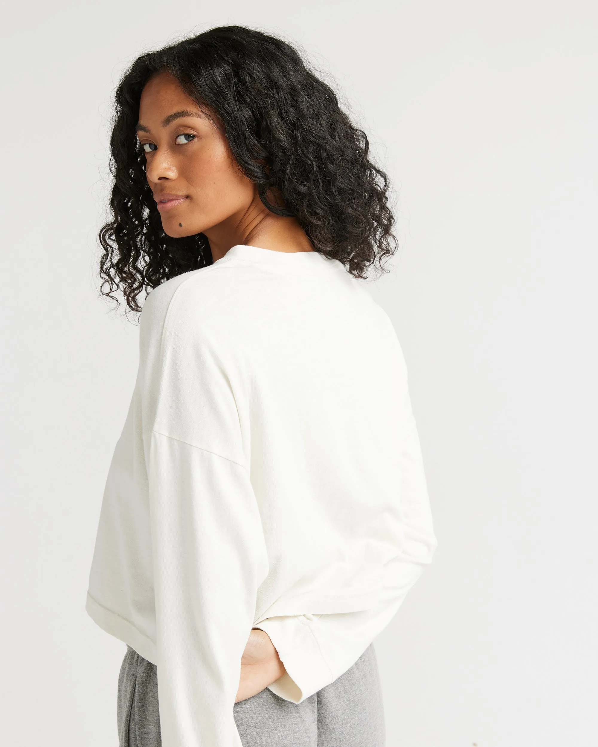 Women's Relaxed Crop Long Sleeve Tee